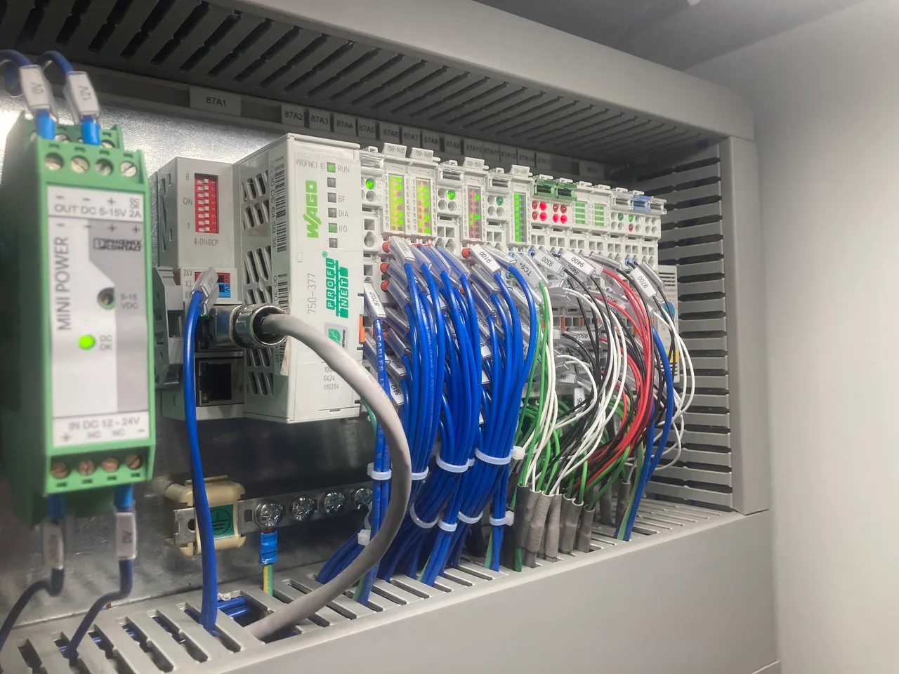 Rs W 1280 H 960 AzGMy28Rz3S12elv